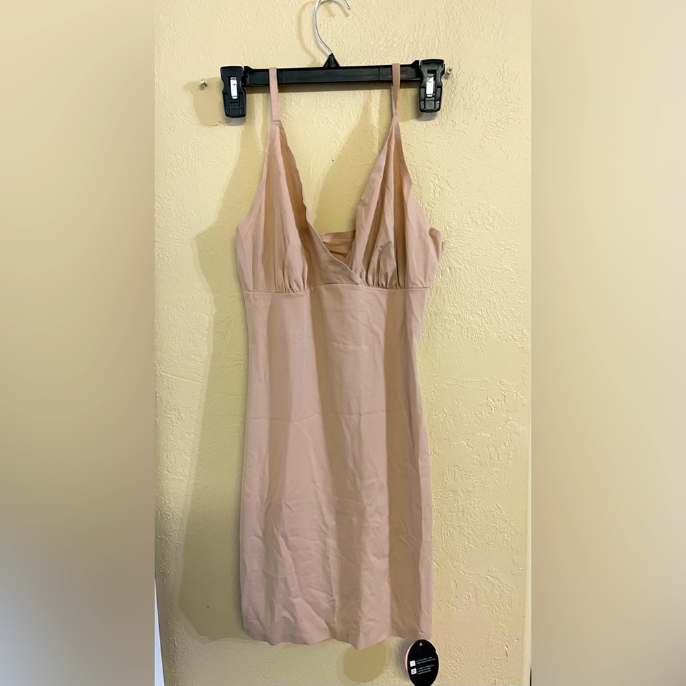 NWT Joyshaper Sculpting Shapewear Nude Size Medium